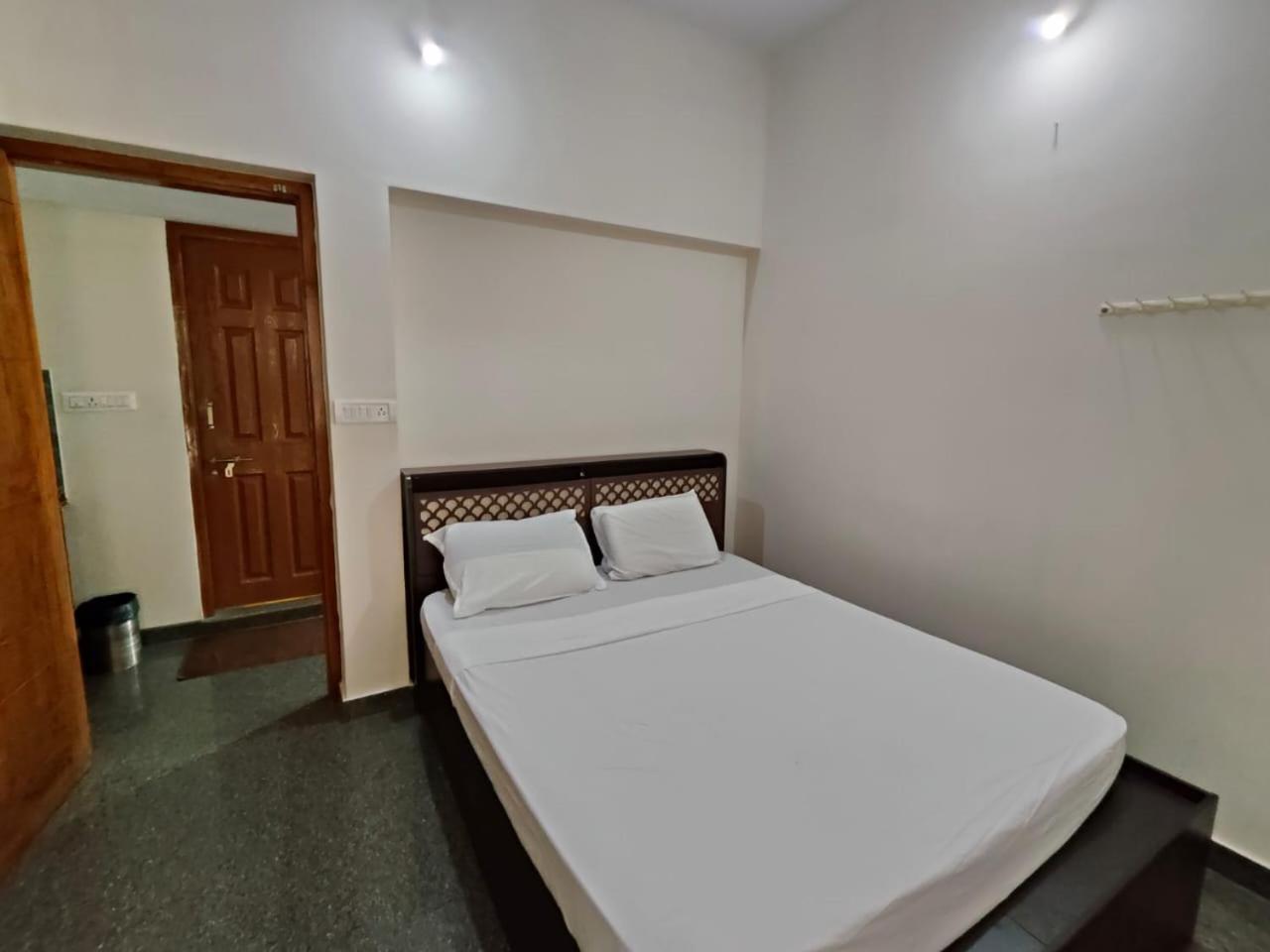 Nandan Home Stay Májszúr Kültér fotó